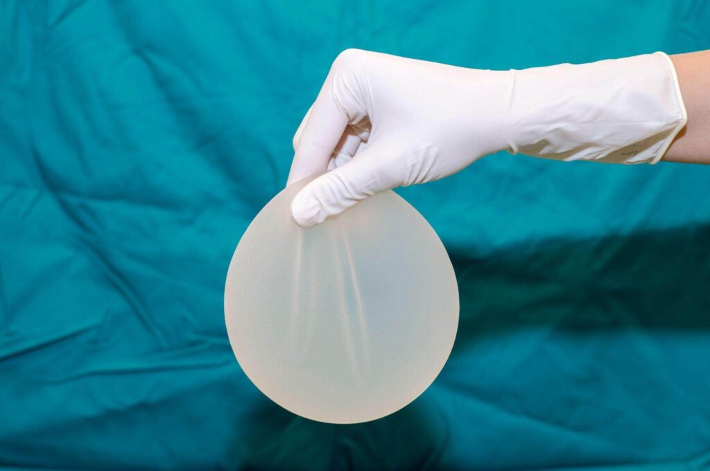 silicone breast impalnts