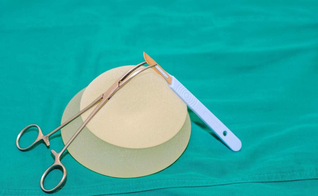 silicone breast impalnts
